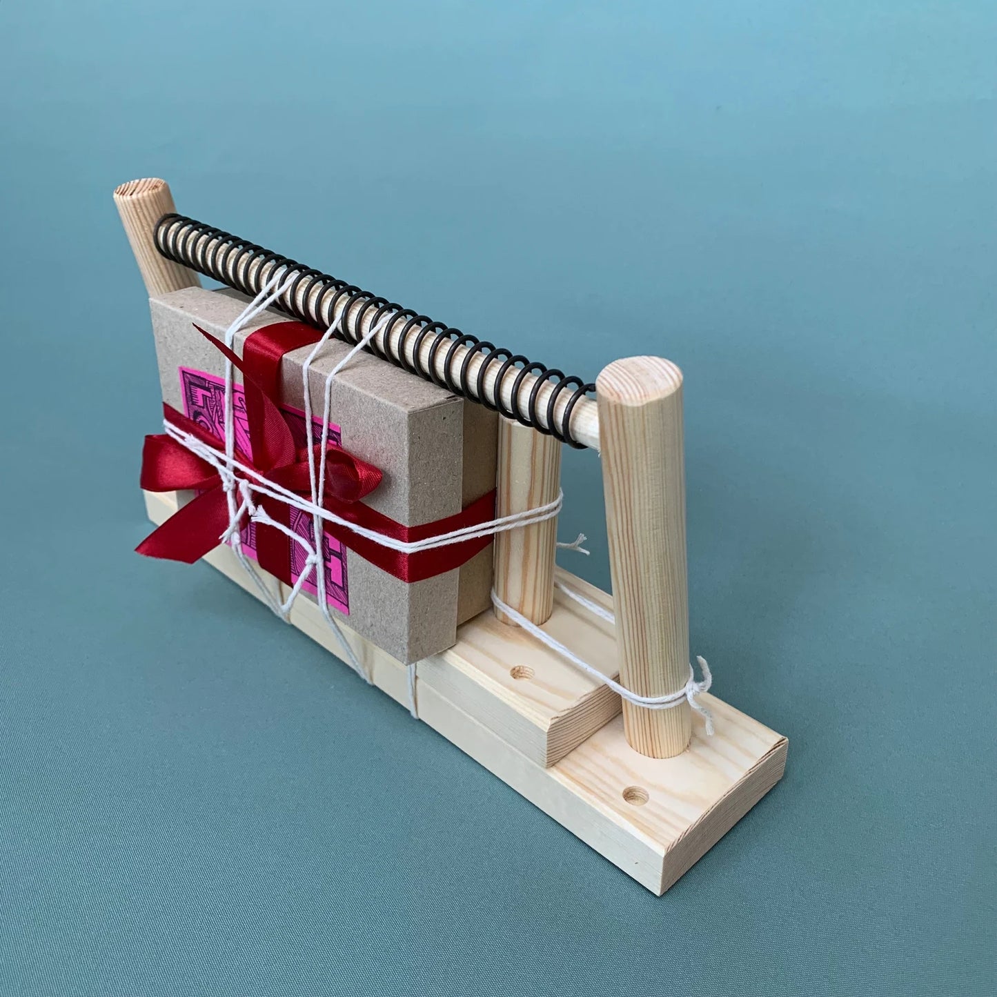 W024 Tablet Loom