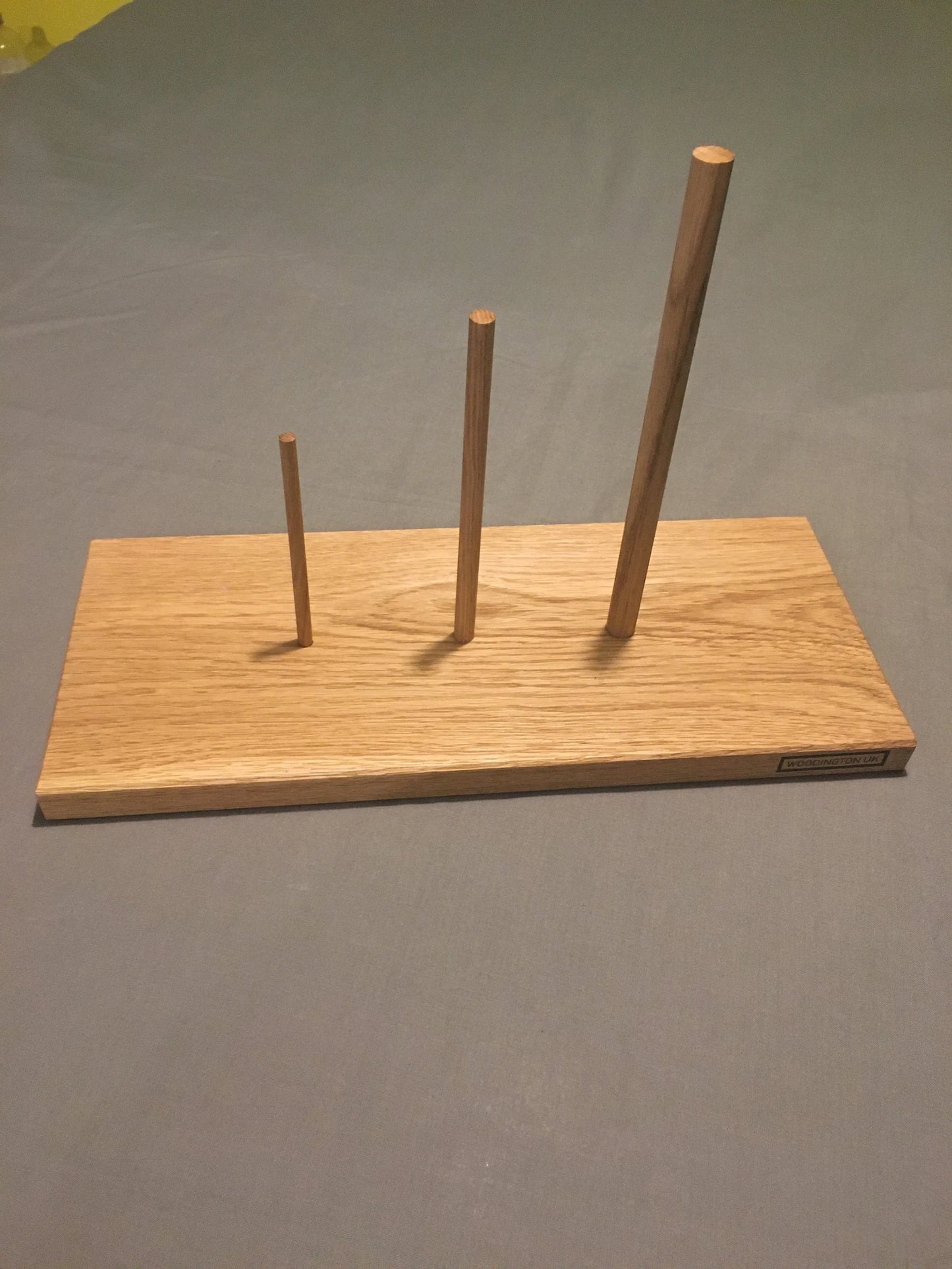 M004 - Upright Recorder Rack - (Table Top) Oak