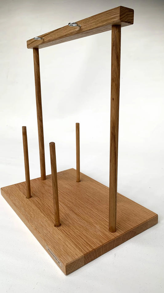 W022 - Yarn cone holder