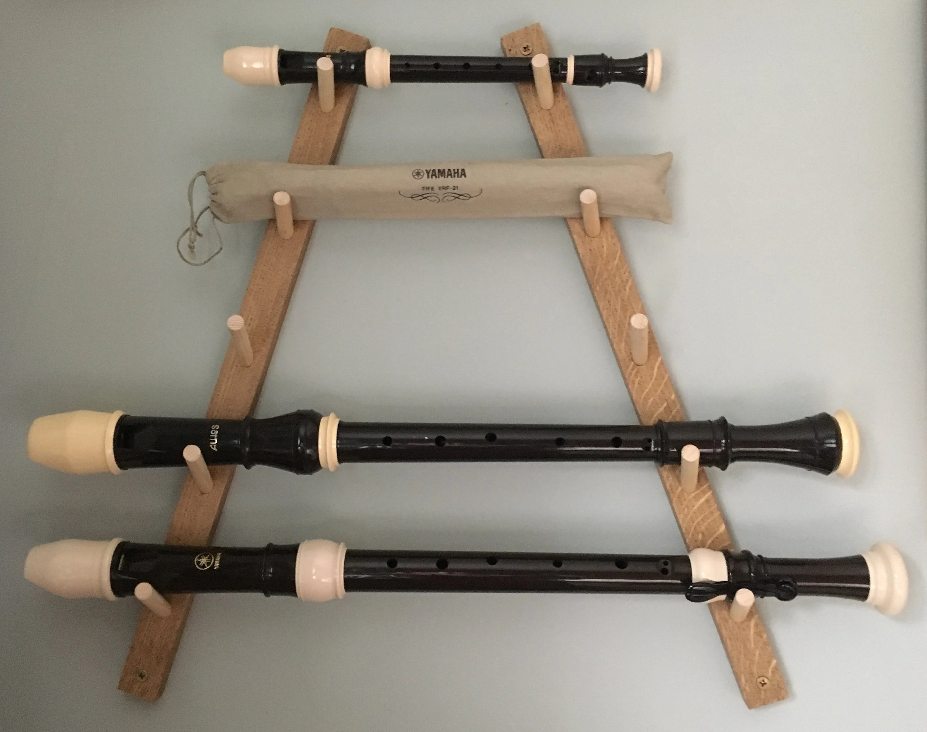 M003 - Wall Mounted Recorder Rack – WOODINGTON UK