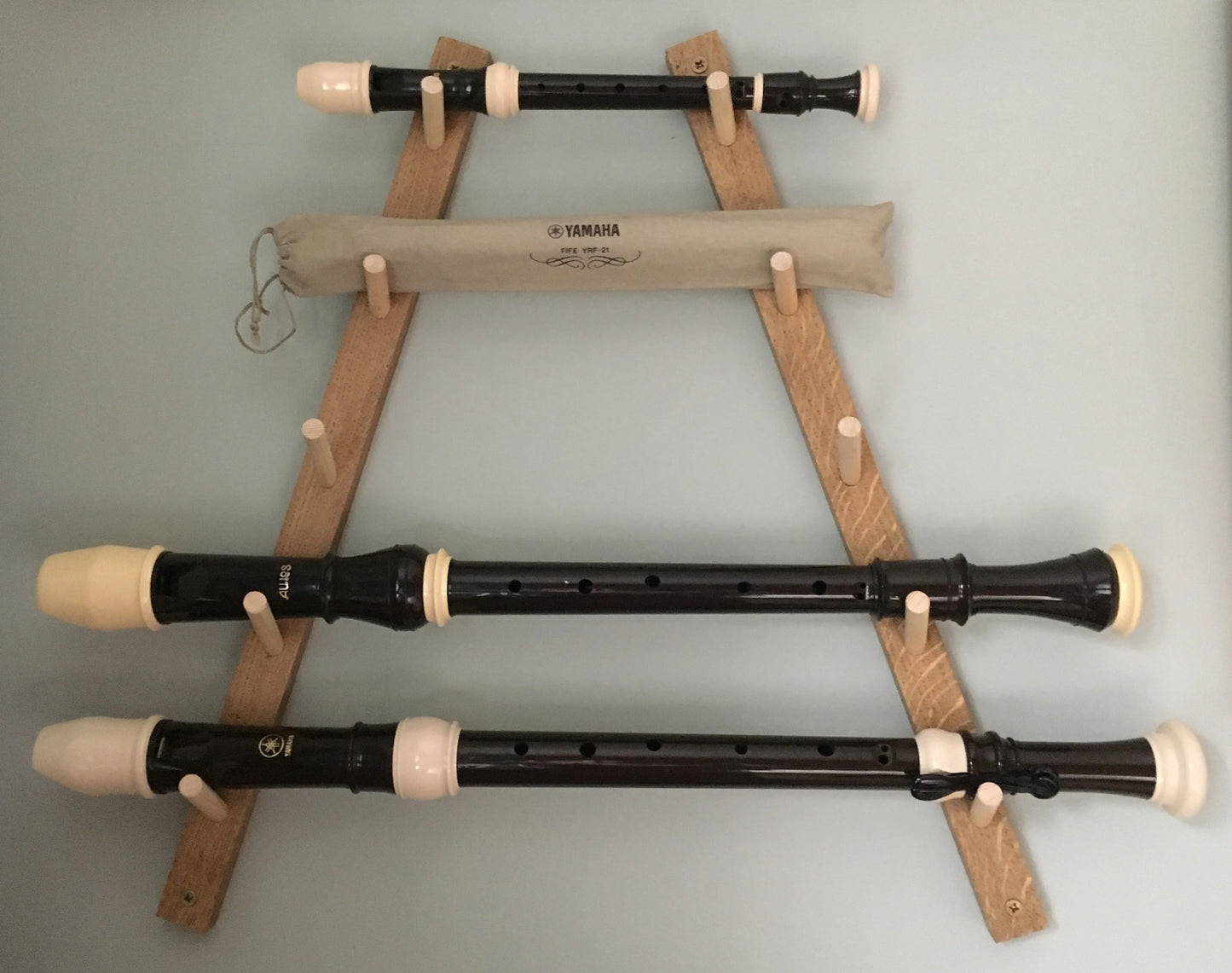 M003 - Wall Mounted Recorder Rack